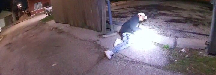 Americký policista zastřelil 13letého chlapce poté, co odhodil zbraň a vzdal se