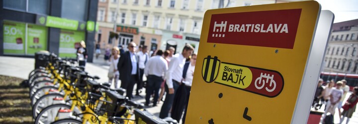 Bikesharingu sa v prvom mesiaci naozaj darí. Využíva ho už 30-tisíc ľudí