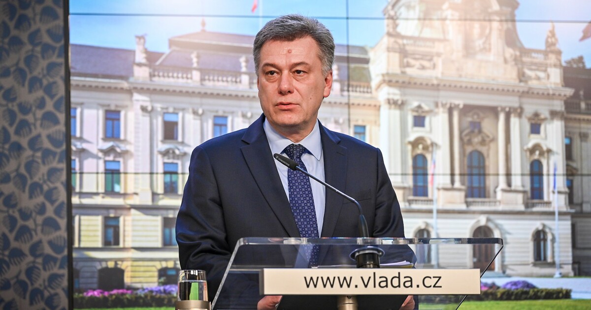 Ministr Blažek ven, odhlasovali si Piráti. „Jeho setrvání ve vládě je odpovědností ODS,“ reagoval Rakušan
