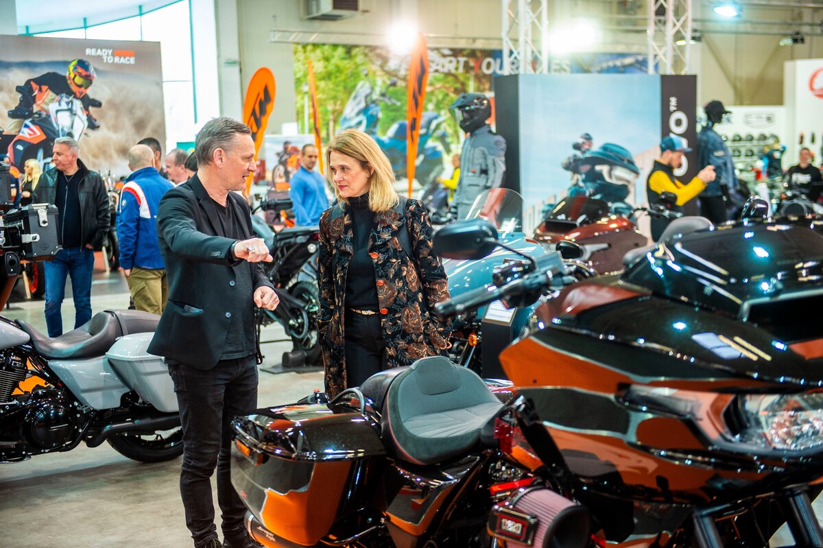 motocykel, výstava, incheba