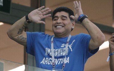 Lekára Diega Maradonu vyšetrujú pre podozrenie zo zabitia z nedbanlivosti. Úrady už nariadili domovú prehliadku.