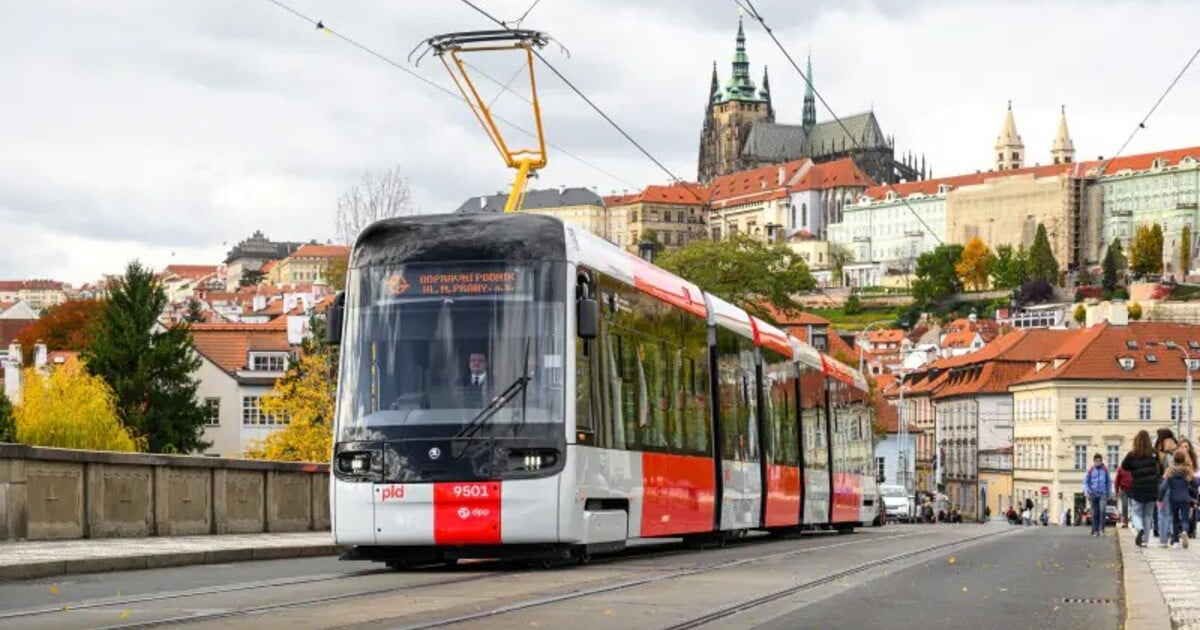 Dotkne se tě dopravní omezení v Praze? Tramvaje mezi Smíchovem a Barrandovem více jak týden nepojedou