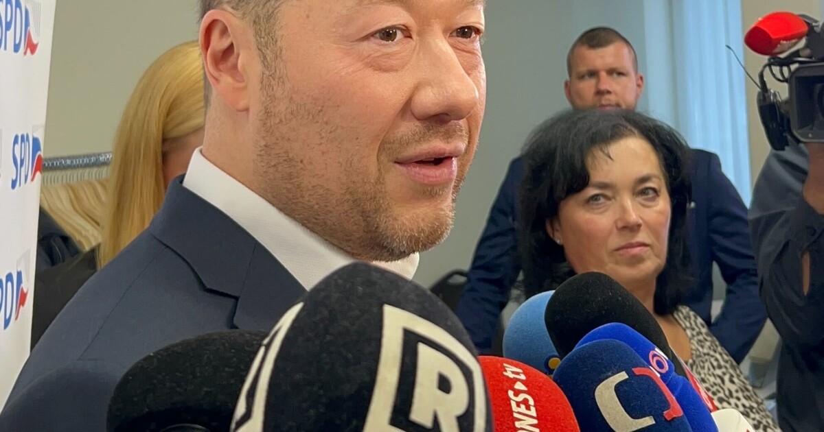 REPORTÁŽ: „Nebudu to hodnotit jako nějaký superúspěch,“ řekl nám Okamura. Jak to vypadalo ve štábu SPD?
