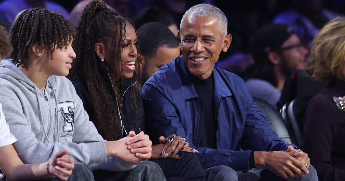 „Mimozemšťané existují, ale já jsem je neviděl,“ řekl Obama v podcastu. Zbořil tím internet