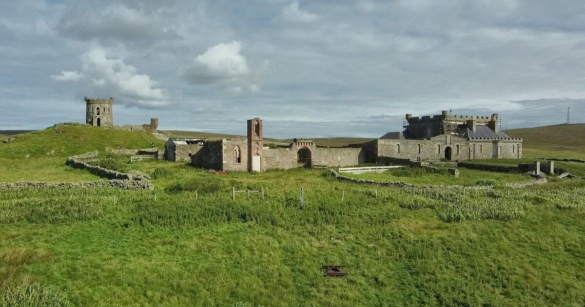 Hrad ve Skotsku za 800 tisíc korun? Za výhodnou cenu může být i tvůj, má to však jeden háček