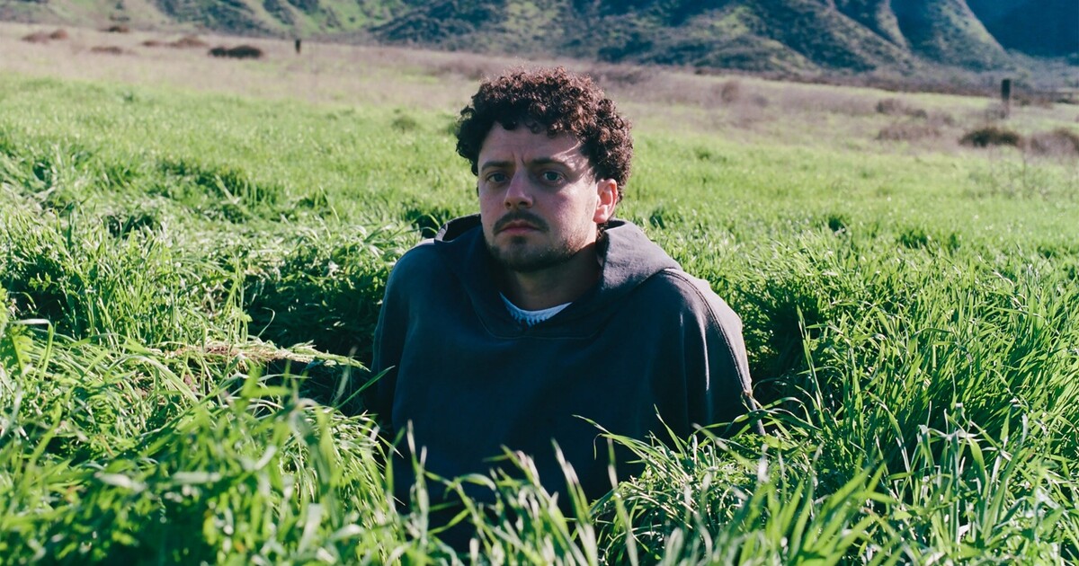 Album týdne: Stres, úzkost i kritika společnosti. Grandson si na nové desce I Love You, I'm Trying nebere servítky