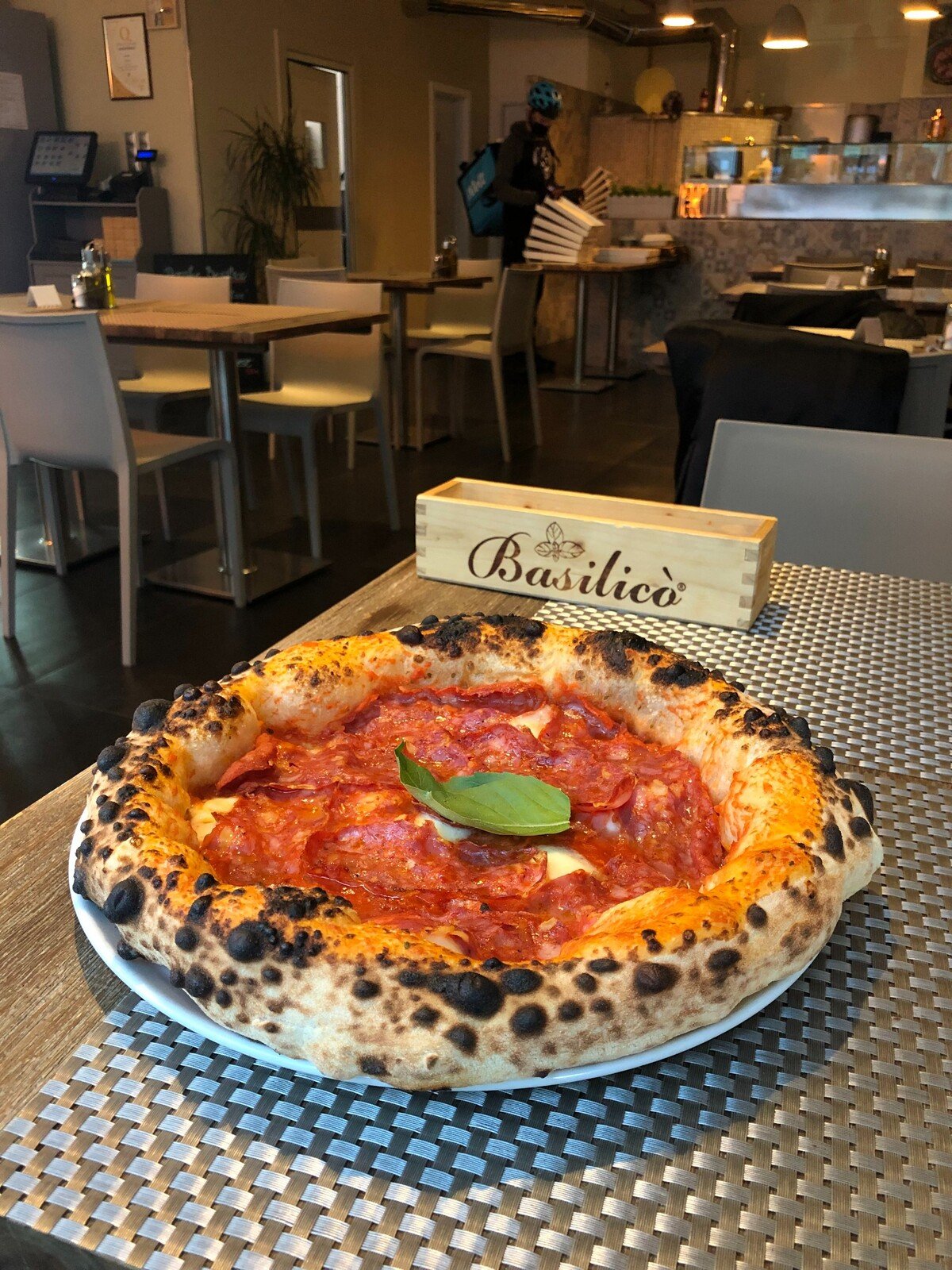 Pizza Basilico.