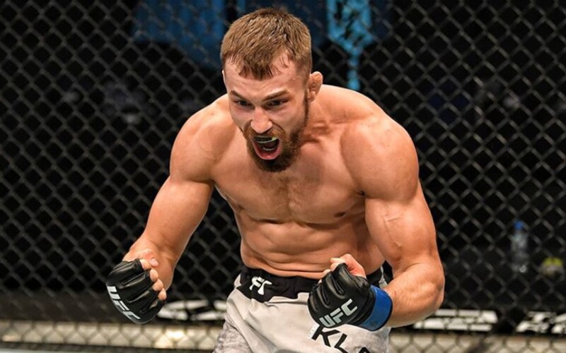Slováci, nepýtajte sa ma, prečo toľko vyplakávam! Protivník Ľudovíta Kleina z UFC poslal odkaz slovenským fanúšikom.