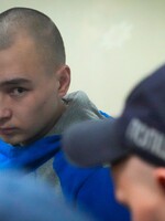 21-ročný ruský vojak priznal vinu pred ukrajinským súdom. Za vojnové zločiny mu hrozí doživotie
