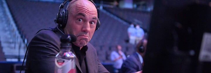 Joe Rogan reaguje na protest hudebníků kvůli jeho podcastům na Spotify. Zavázal se, že se polepší