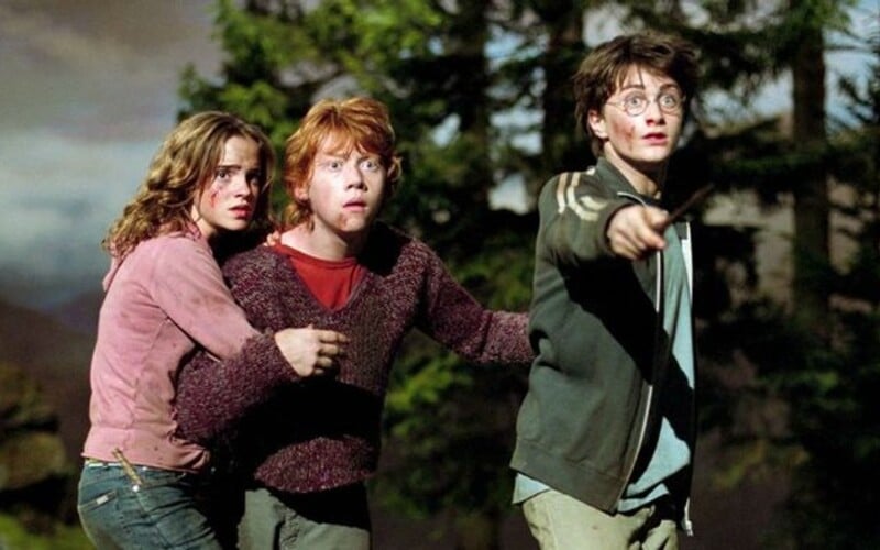 Daniel Radcliffe, Emma Watson a spol. sa na obrazovky vrátia už na Nový rok. Pozri si zábery z návratu Harryho Pottera.