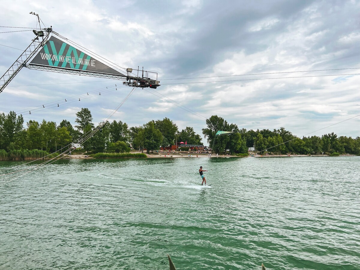 Wakeboarding na Zlatých pieskoch.