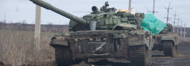 Rusové nadále pokračují v přesunu vojenské techniky z Běloruska na východ Ukrajiny, uvádí britská rozvědka