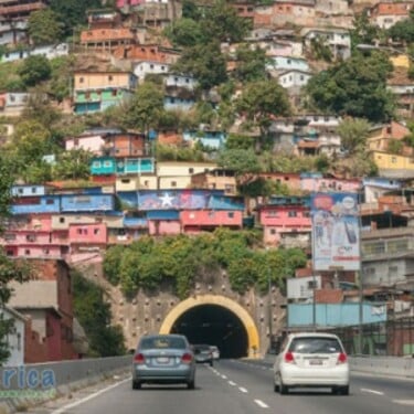Hlavným mestom ktorého štátu je Caracas?