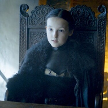 Koľko mužov poskytla Jonovi lady Mormont?