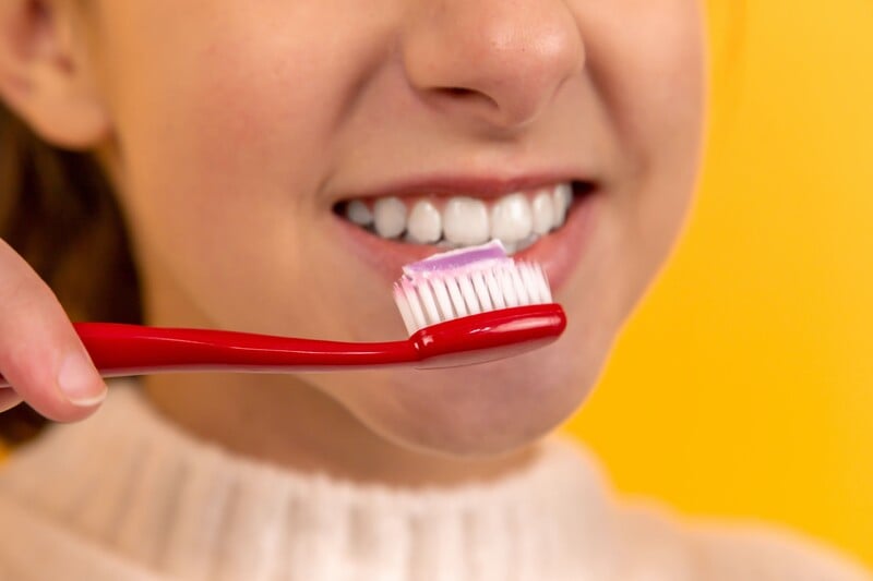 Ako často si meníš zubnú kefku? Vyber si tvrdenie, ktoré je najbližšie k tvojej rutine.