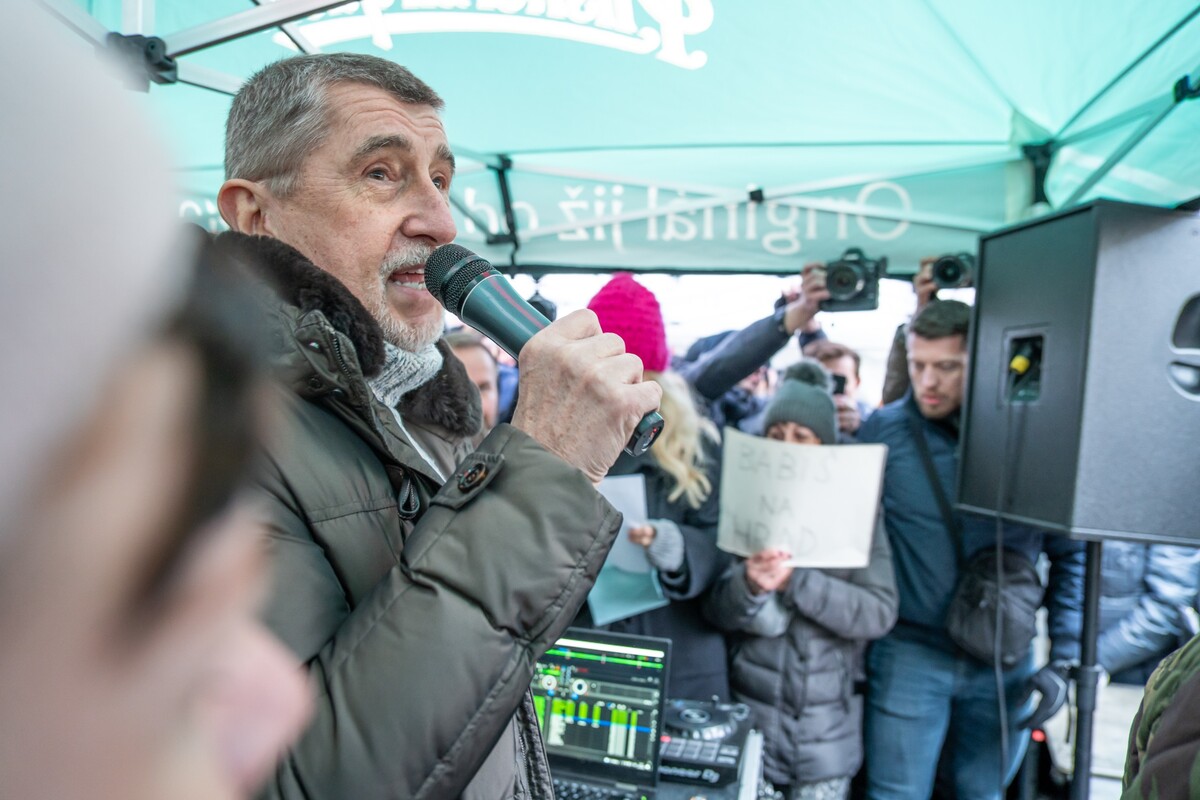 Brno Babiš Jalta Schillerová prezidentské volby babišová