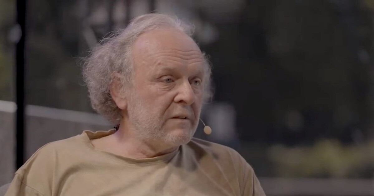 Herec Dušek se snažil obhájit svá slova o rakovině. Marně. Tohle jsou reakce pacientů i odborné veřejnosti