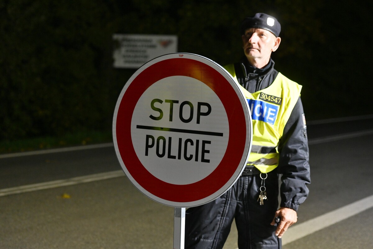 Česká polícia, kontroly na hraniciach