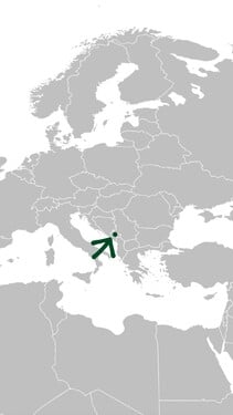 Na akú európsku krajinu ukazuje šípka?