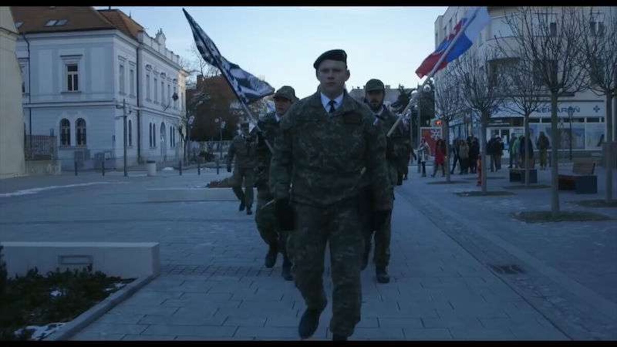 Peter Švrček velí spolku Slovenskí branci.