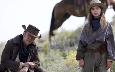 Nicolas Cage nakrútil svoj prvý westernový film. S filmovou dcérou sa v ňom bude mstiť za smrť manželky