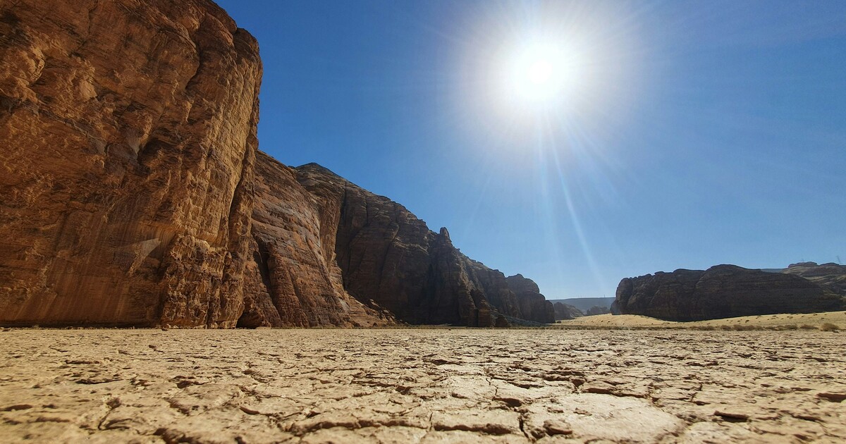 Extrémní teploty budou do roku 2050 zabíjet až dvakrát více lidí. Vědci zjistili, která skupina je nejohroženější