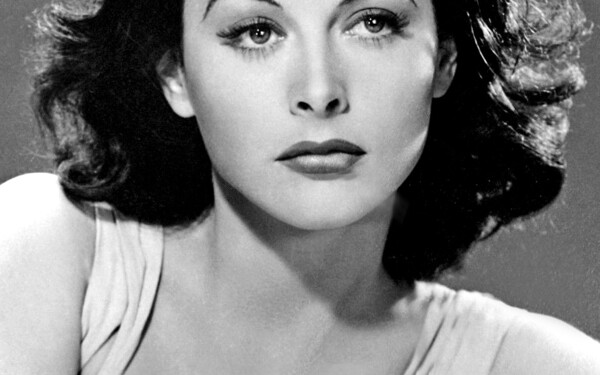 Hollywoodská hvězda Hedy Lamarr, jejíž předkové pocházeli z&nbsp;Moravy, získala v roce 1942 patent na jeden svůj vynález. Co to bylo?