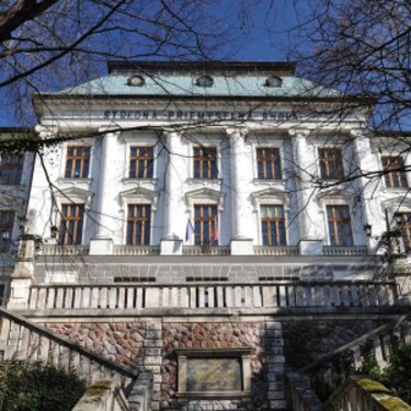Sa nachádza najstaršia univerzita v strednej Európe