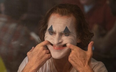 Joker 2: Folie à Deux má datum premiéry. Joaquin Phoenix by měl za návrat dostat 20 milionů dolarů.