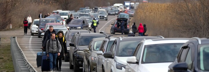 Berlínom prešiel sprievod áut na podporu Ruska. Objavili sa medzi nimi aj vlajky Sovietského zväzu