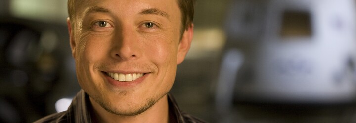 Elon Musk zrušil rezerváciu na elektromobil Tesla, zákazník bol vraj príliš kritický