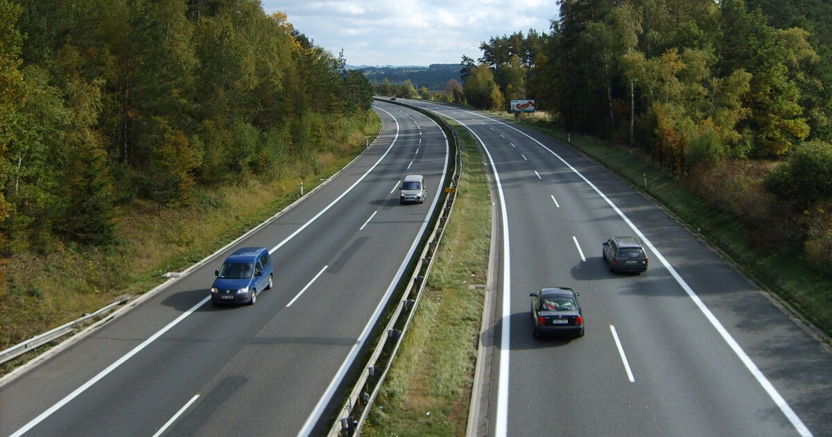 Pozor na tyto e-shopy, které prodávají dálniční známky s příplatkem. Ve vyhledávání se zobrazují nahoře