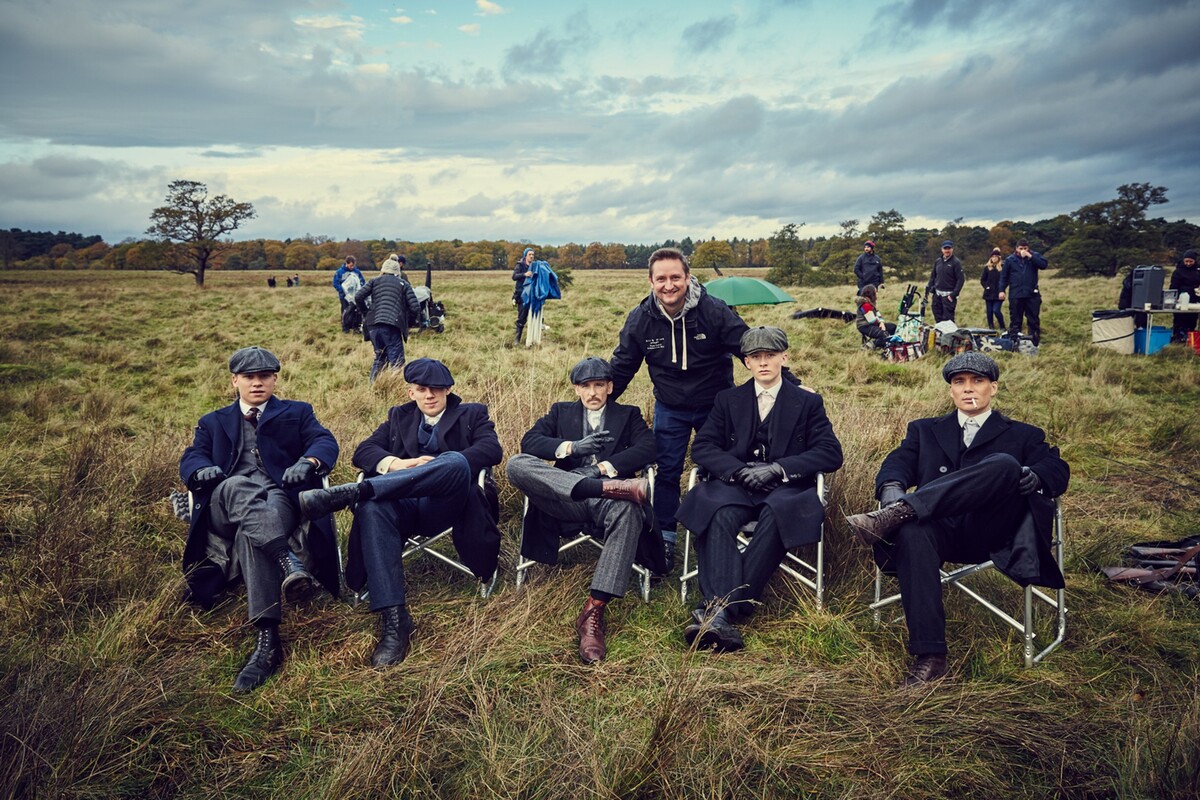 Robert s hercami z Peaky Blinders.