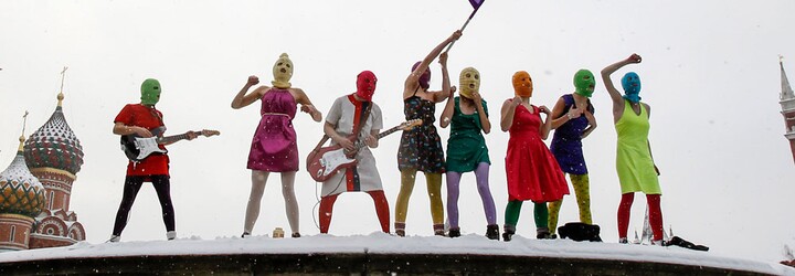 Do Prahy v září přijede ruská feministická punková kapela Pussy Riot
