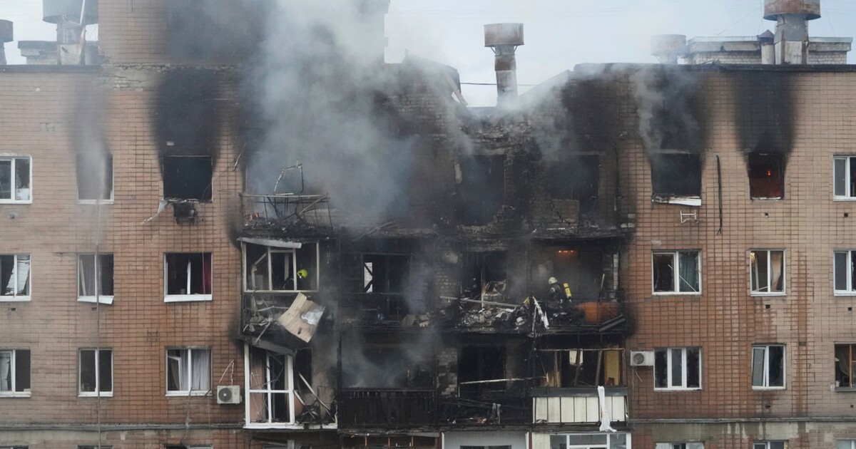 Rusko provedlo dosud nejsilnější útok na Charkov. Ukrajina hlásí nejméně pět obětí, mezi zraněnými jsou i děti