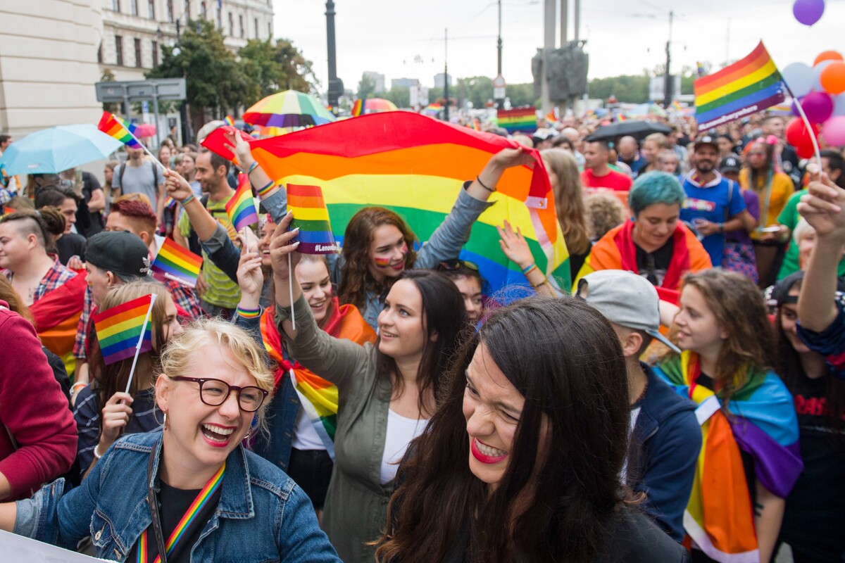 LGBT+ vlajka.