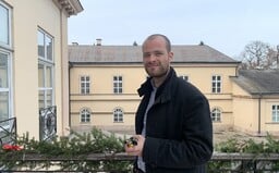 29-ročný Matúš býva sám v historickom kaštieli. Občas má nepríjemný pocit, no strach nerieši (Rozhovor)