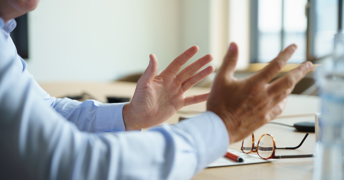 Živnostníci budou v roce 2025 odvádět opět více. Mrkni se, o kolik přesně zaplatíš víc