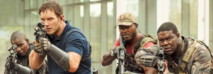 Chris Pratt bojuje s mimozemšťany v budoucnosti vzdálené 30 let. V akčním traileru stíhačky srovnávají se zemí celé město