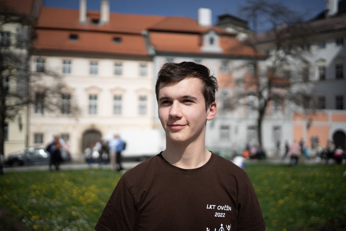 Dominik.
