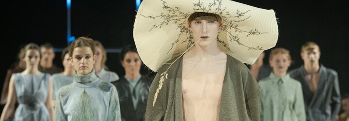 Fashion Live! 2022 bolo manifestom udržateľnej módy. Ovládli ho zombíci, kuriérske uniformy či Hanečkova kolekcia hriechu a vášne