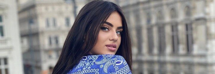 Angelika ukazuje bombardovanie Rusmi priamo zo svojho okna. Počas úteku z Kyjeva jej pribudlo 300-tisíc sledovateľov (Rozhovor)