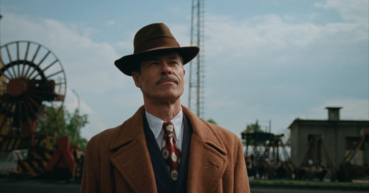 ZLATÉ GLÓBY: Letošním „Oppenheirem“ se stal film, který stál sotva desetinu. Slaví i Colin Farrell nebo Sobík