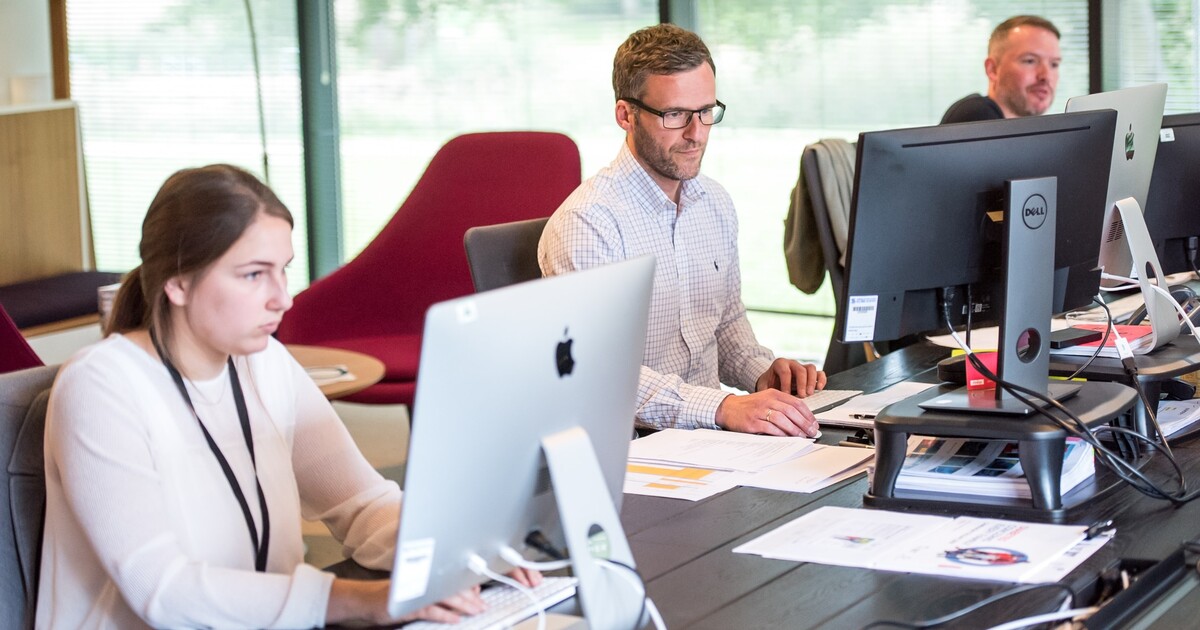 Výzkum z Harvardu zjistil, jaký druh práce činí lidi nešťastnými. Odpověď tě možná překvapí
