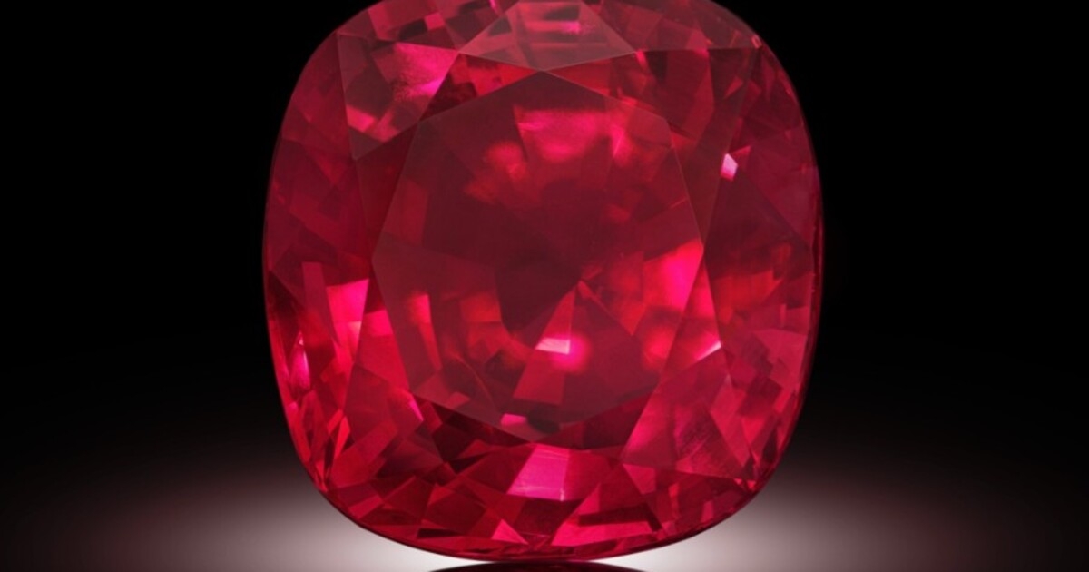 V New Yorku se vydražil největší rubín v historii. Stál 767 milionů korun