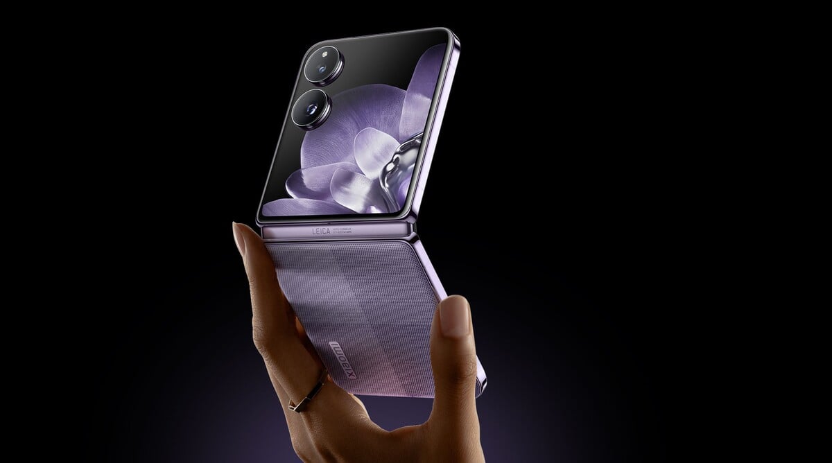 Xiaomi MIX Flip