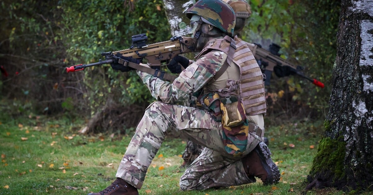 Belgie čelí novým bezpečnostním hrozbám: Neidentifikovatelné drony přeletěly nad jadernou základnou