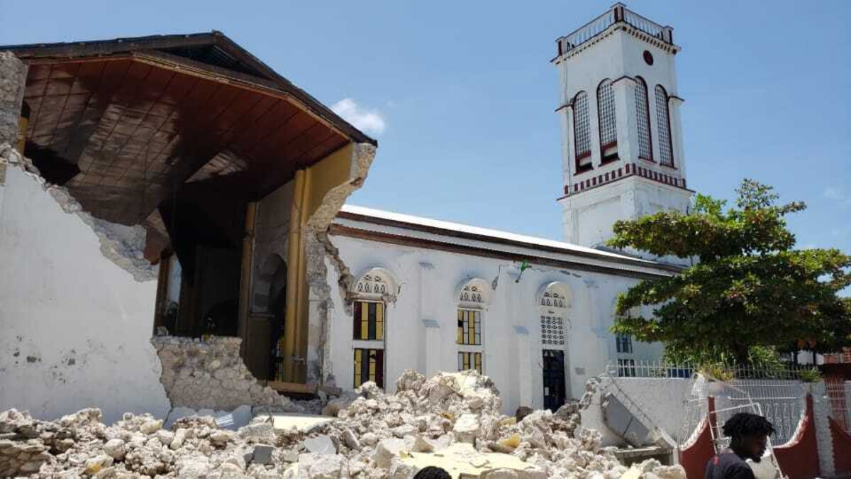 Následky zemetrasenia na Haiti.