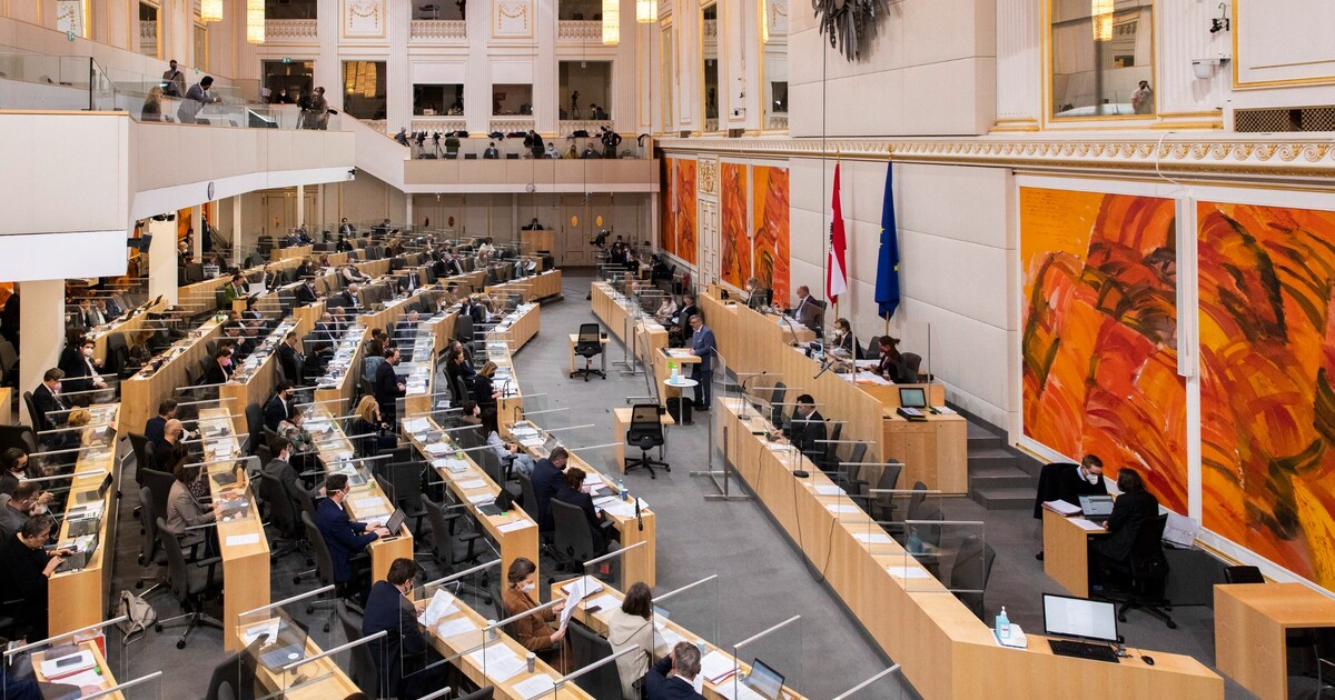 Rakousko se kvůli válce na Ukrajině obává o svoji bezpečnost. Chce spolupracovat na ochraně evropského nebe